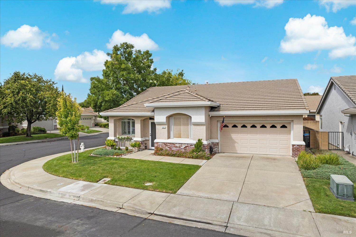 257 Mandarin Circle  Vacaville CA 95687 photo