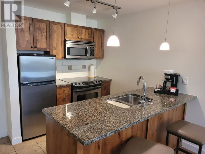 Property Photo: 4200 Lakeshore Drive 110 BC V0H 1V6