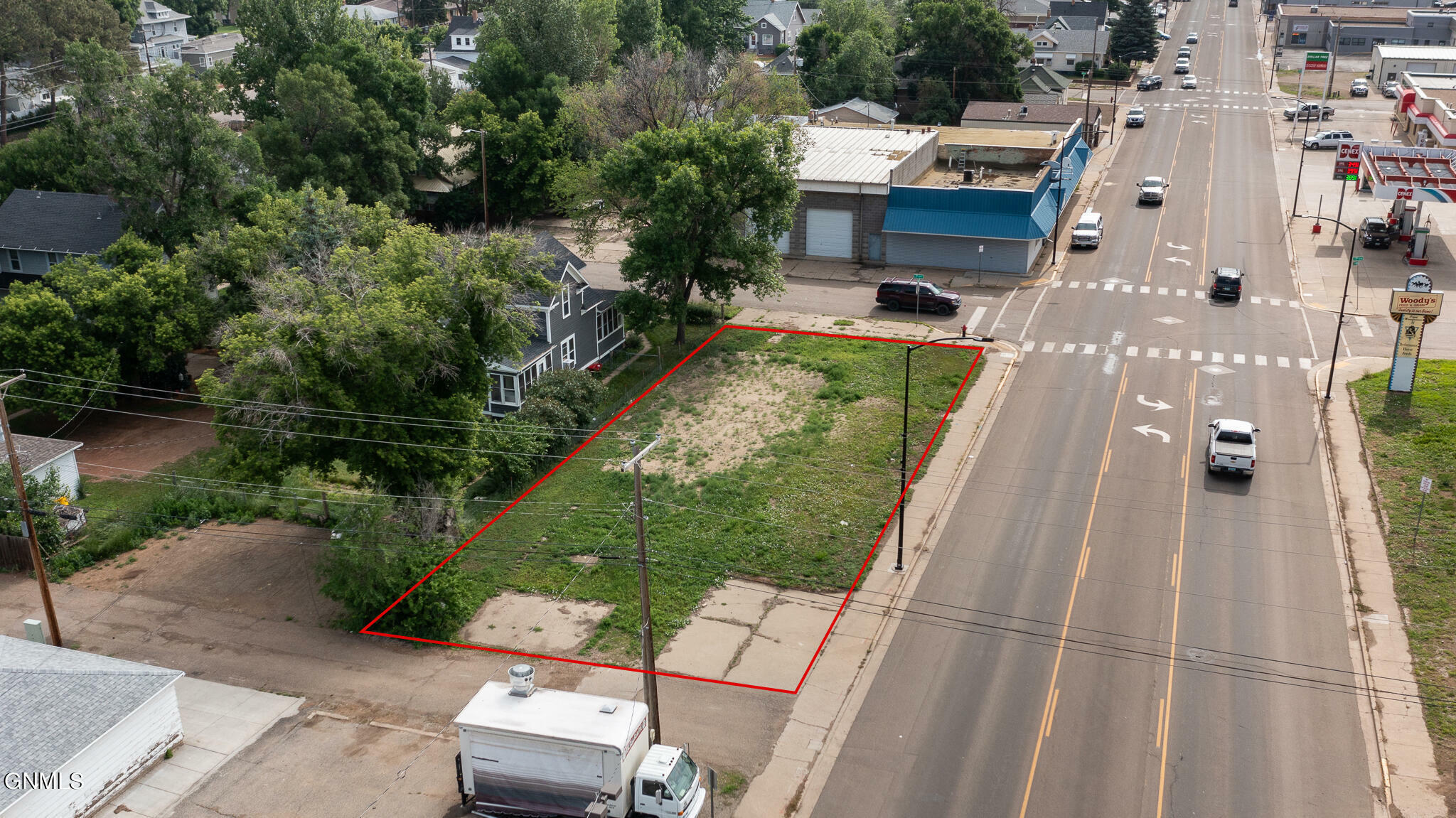 Property Photo:  716 Villard Street W  ND 58601 