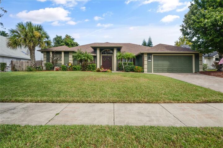 Property Photo: 1315 Mactavandash Drive FL 32765