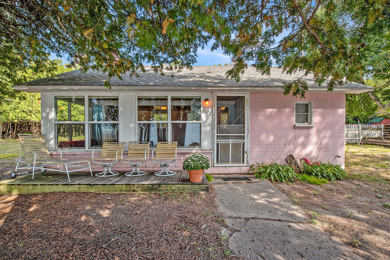 Property Photo: 1171 Lakewood Drive MI 49727