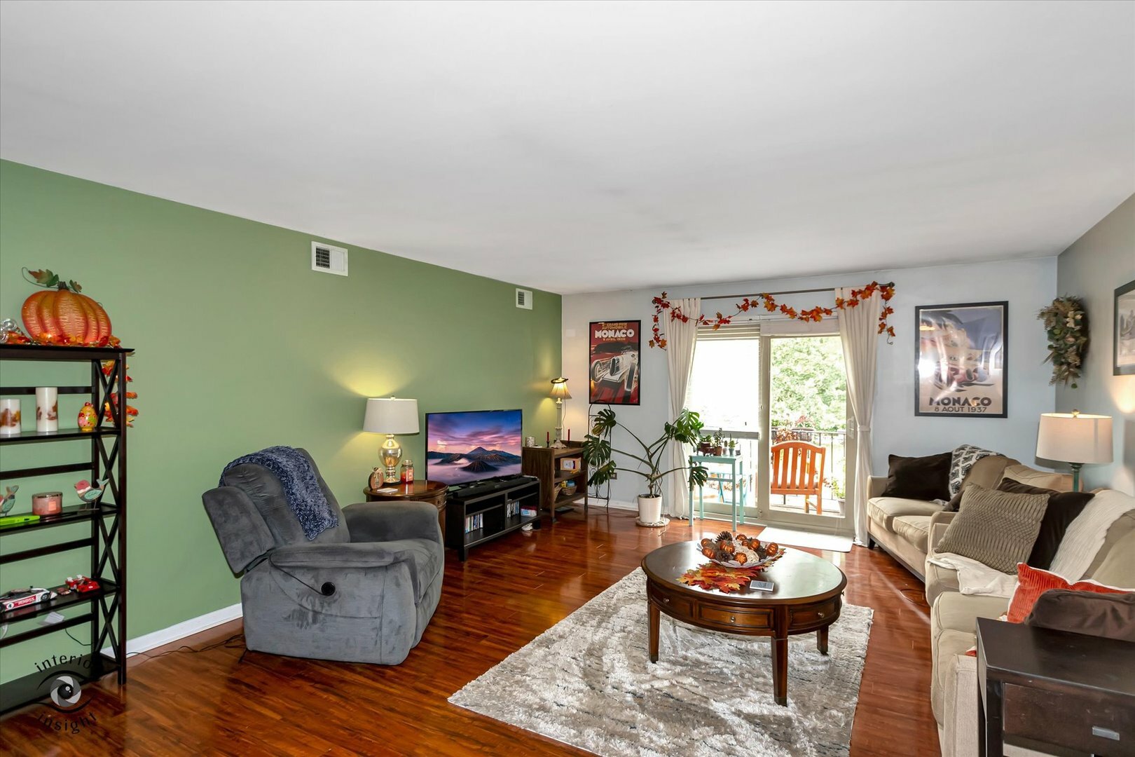 Property Photo:  1101 Elizabeth Court 4  IL 60403 