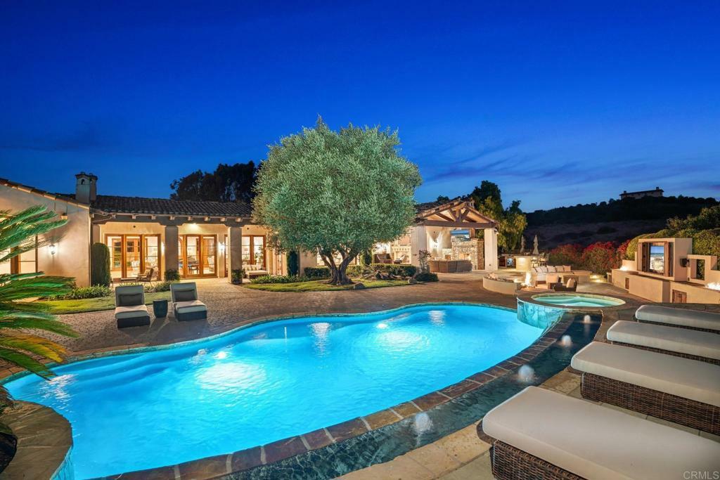 Property Photo: 7579 Northern Lights CA 92127