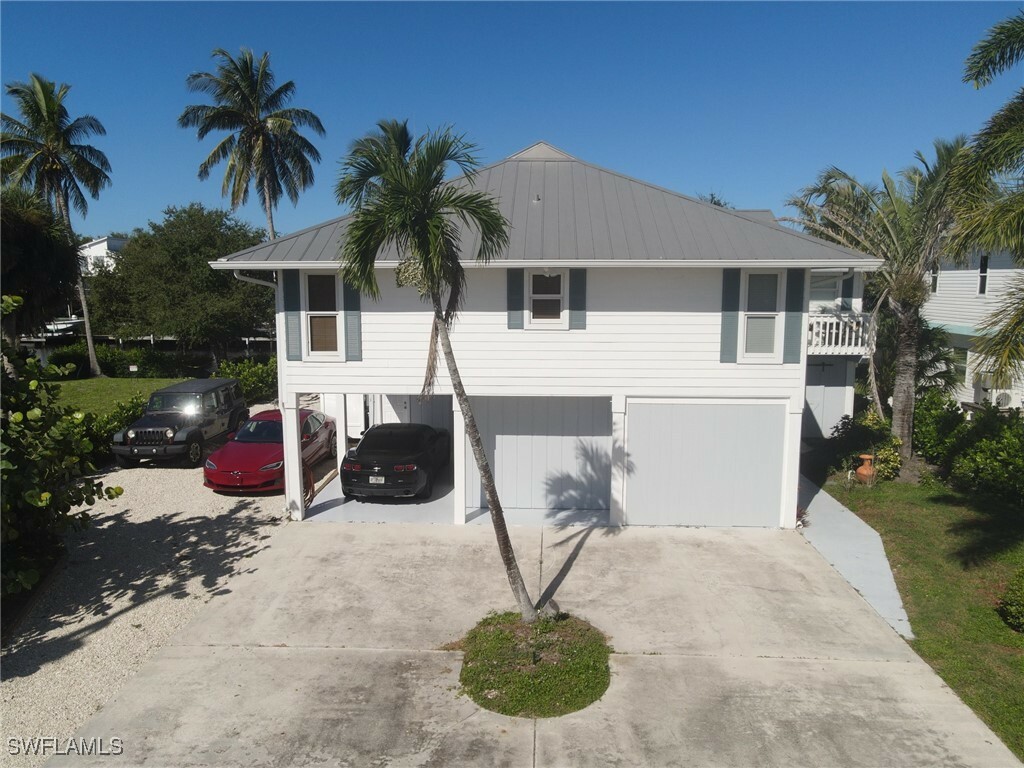 Property Photo:  16303 Shoal Court  FL 33922 