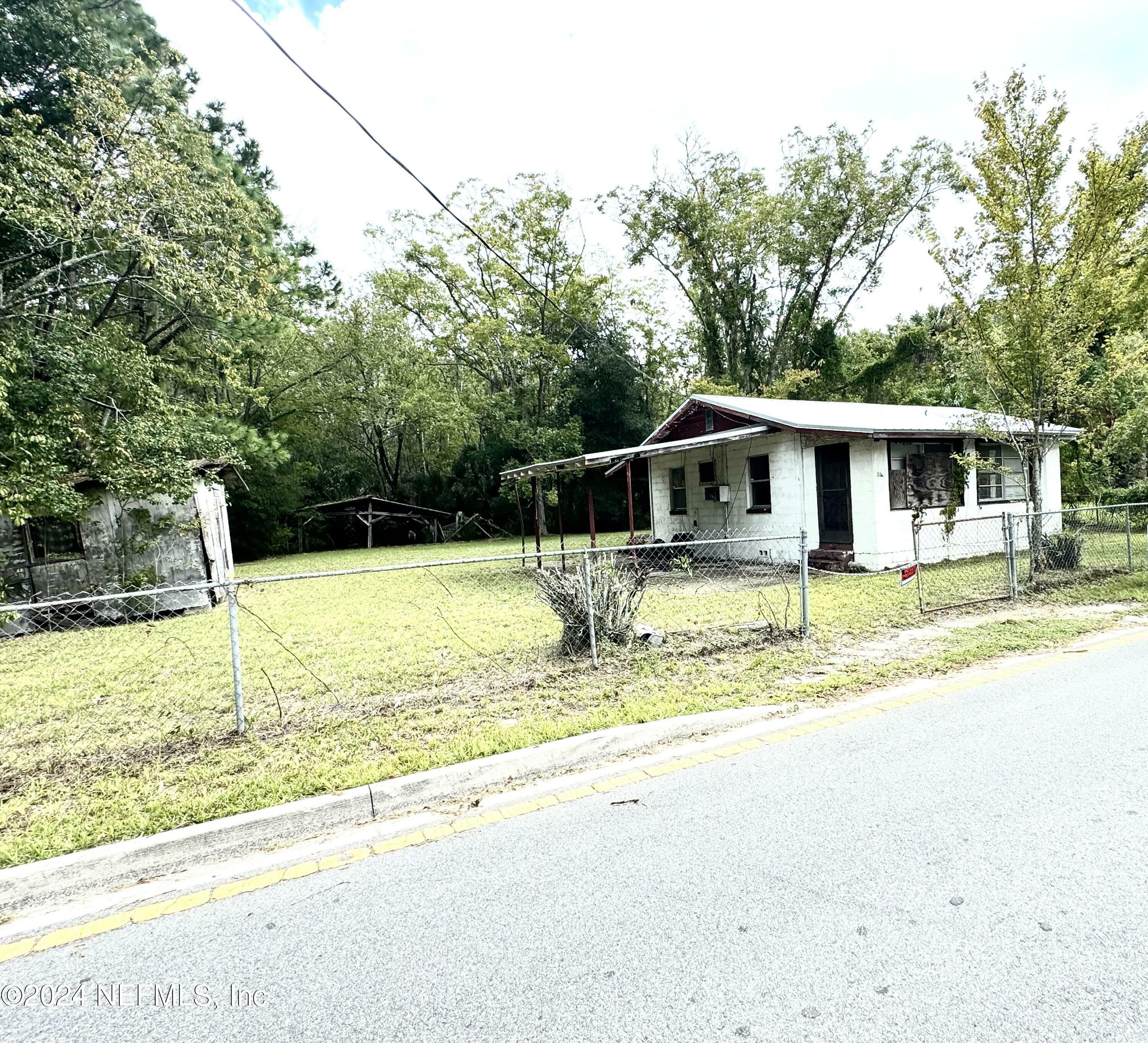 Property Photo:  650 S St Johns Street  FL 32084 