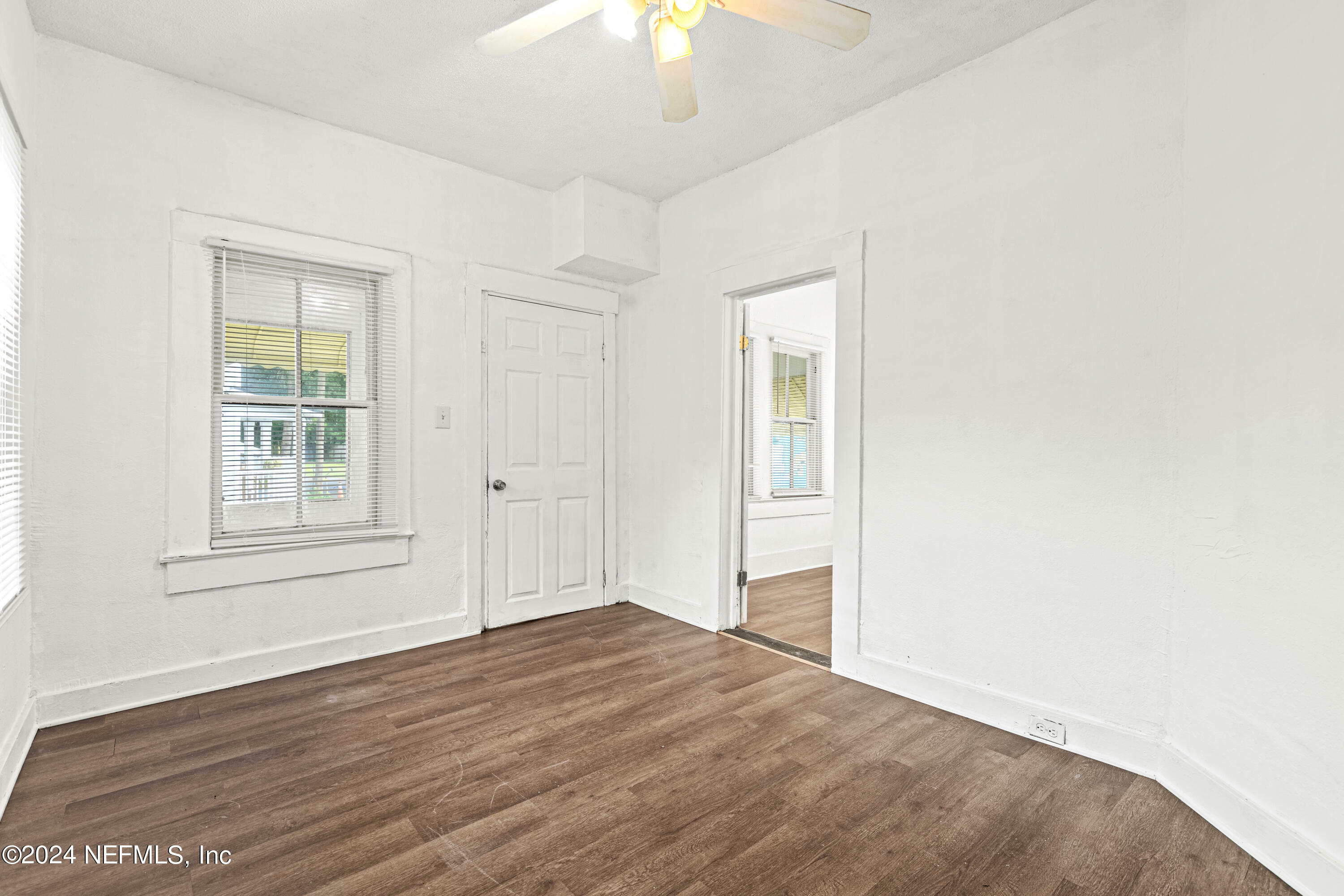 Property Photo:  298 Osceola Street  FL 32204 