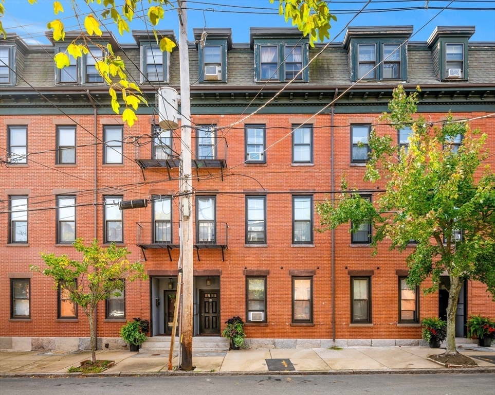 Property Photo:  20 Beacon St 13  MA 02150 