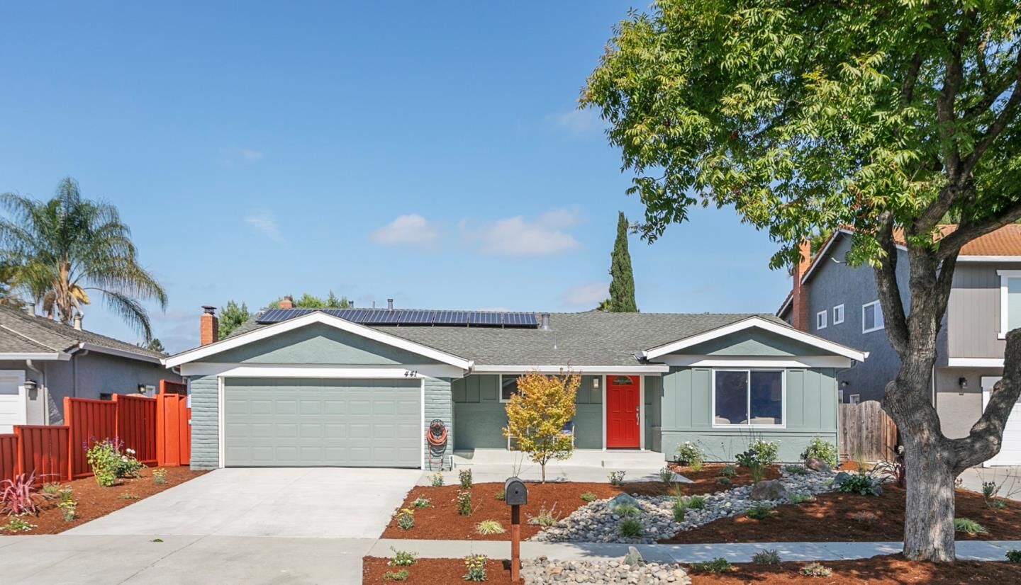 Property Photo:  441 Royal Gate Place  CA 95136 