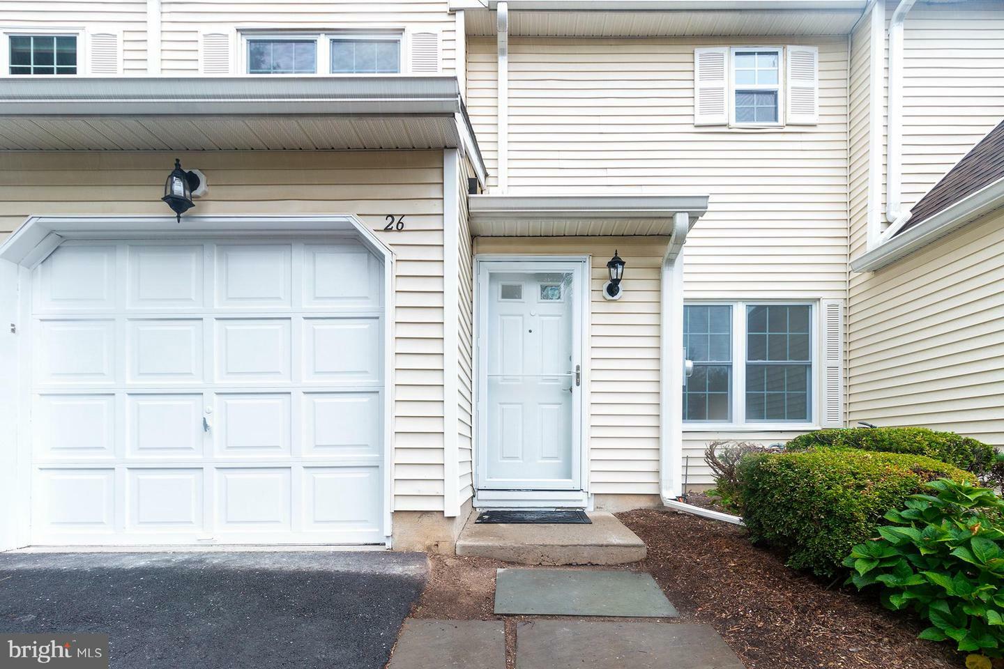 Property Photo:  26 Pilgrim Court  NJ 08628 