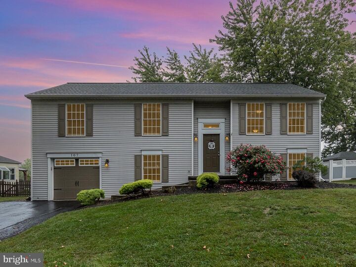 107 Catherine Court  Lewisberry PA 17339 photo