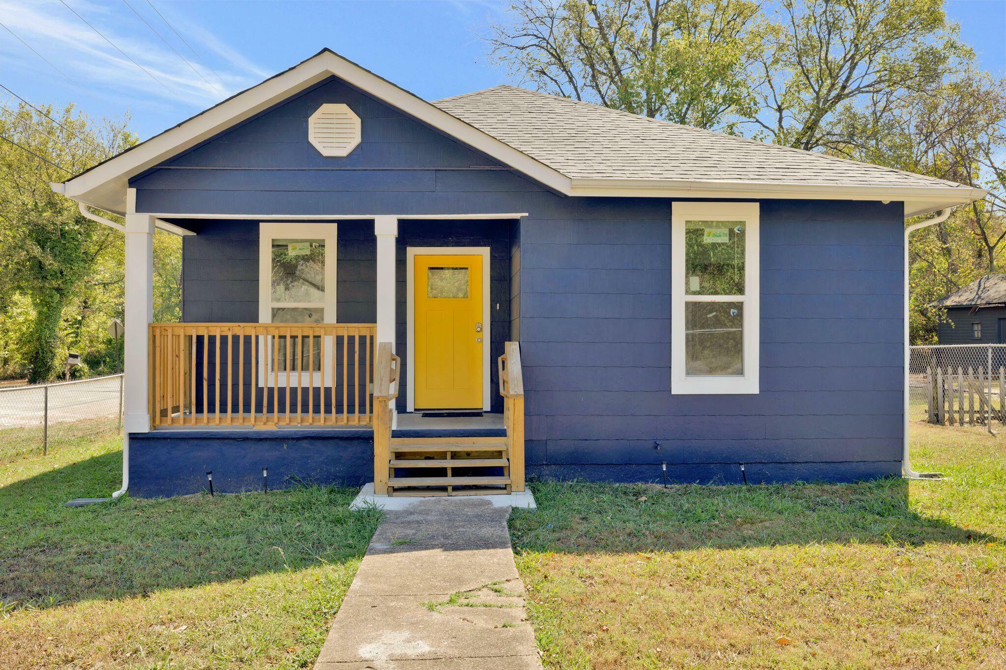 Property Photo:  1814 Dodson Avenue  TN 37406 