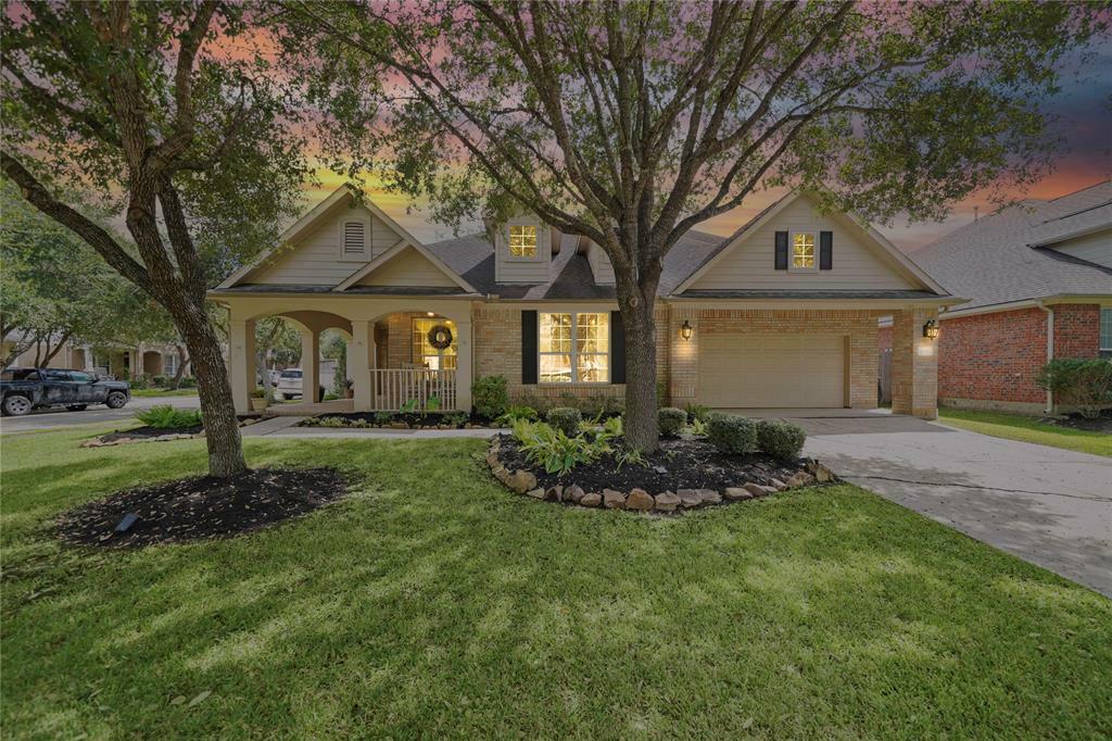 Property Photo:  3014 Poplar Isle  TX 77459 