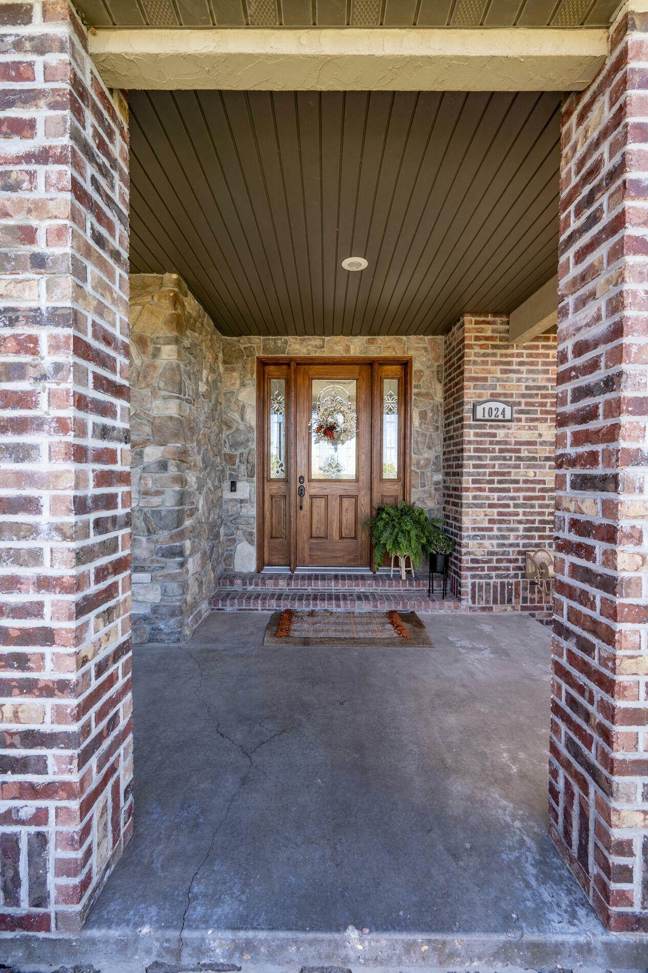 Property Photo:  1024 E Cellowood Dr E  UT 84721 