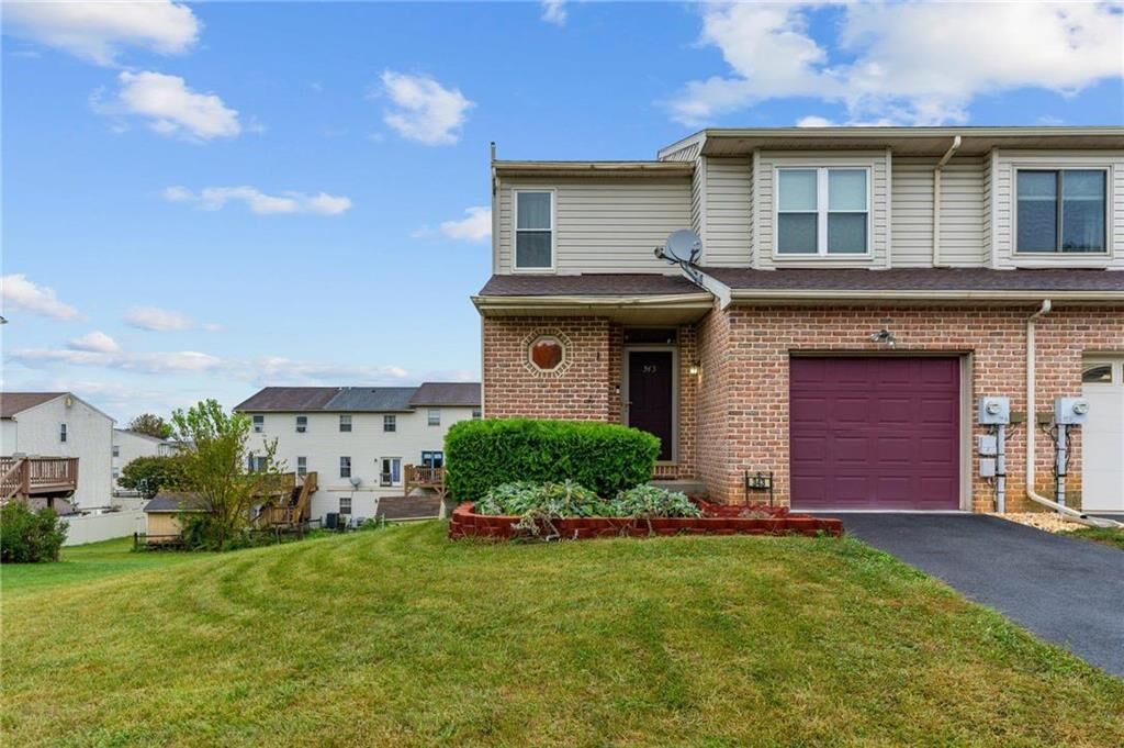Property Photo:  343 Avi Drive  PA 18011 
