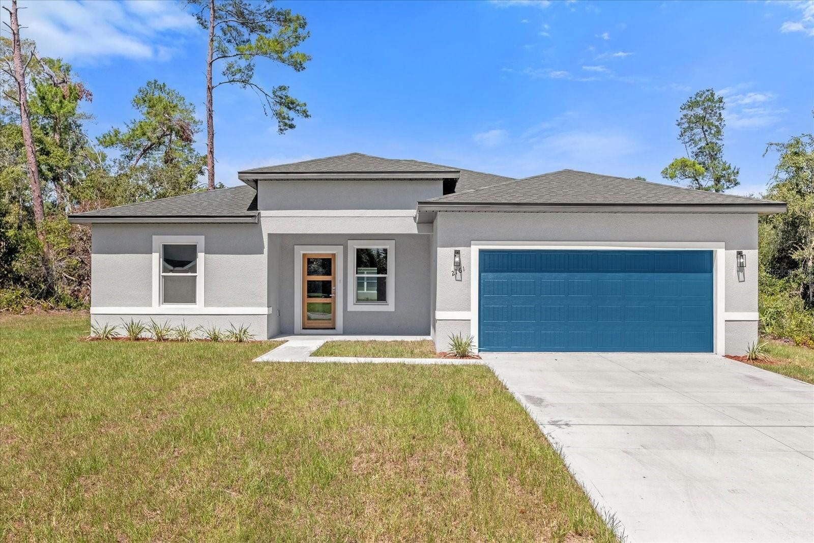 Property Photo: 2161 SW 156th Place FL 34473