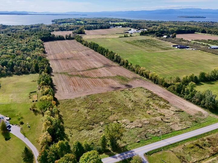 Property Photo:  16 Landon Road  VT 05468 