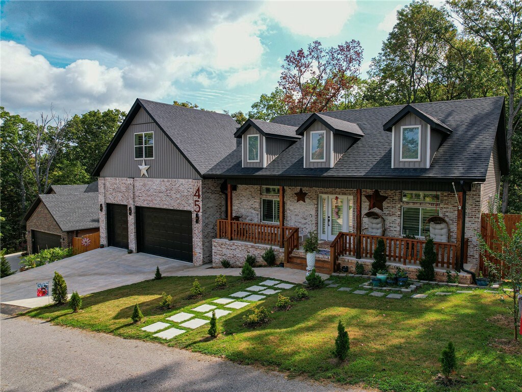 Property Photo:  45 Westmorland Drive  AR 72714 