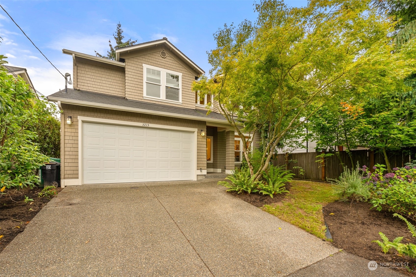 Property Photo:  3215 NE 89th Street  WA 98115 