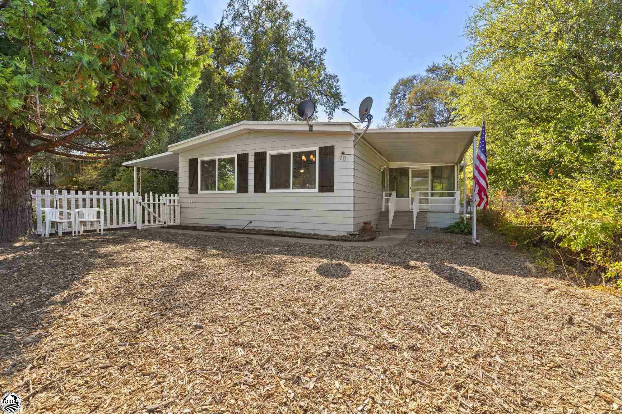 Property Photo:  18330 Wards Ferry Rd  CA 95370 