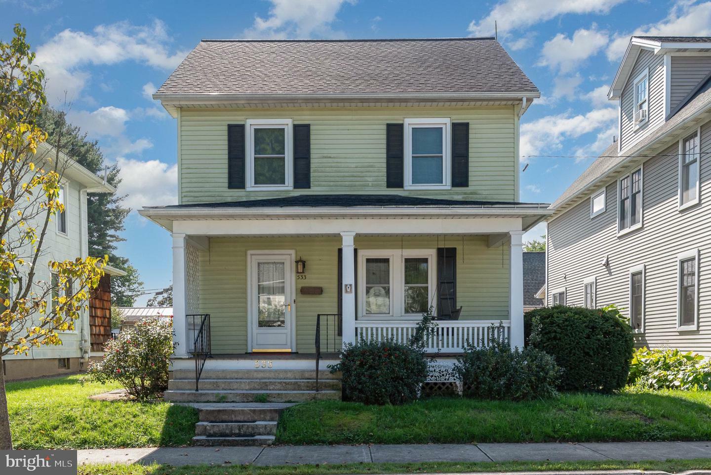 Property Photo:  533 W High Street  PA 17036 