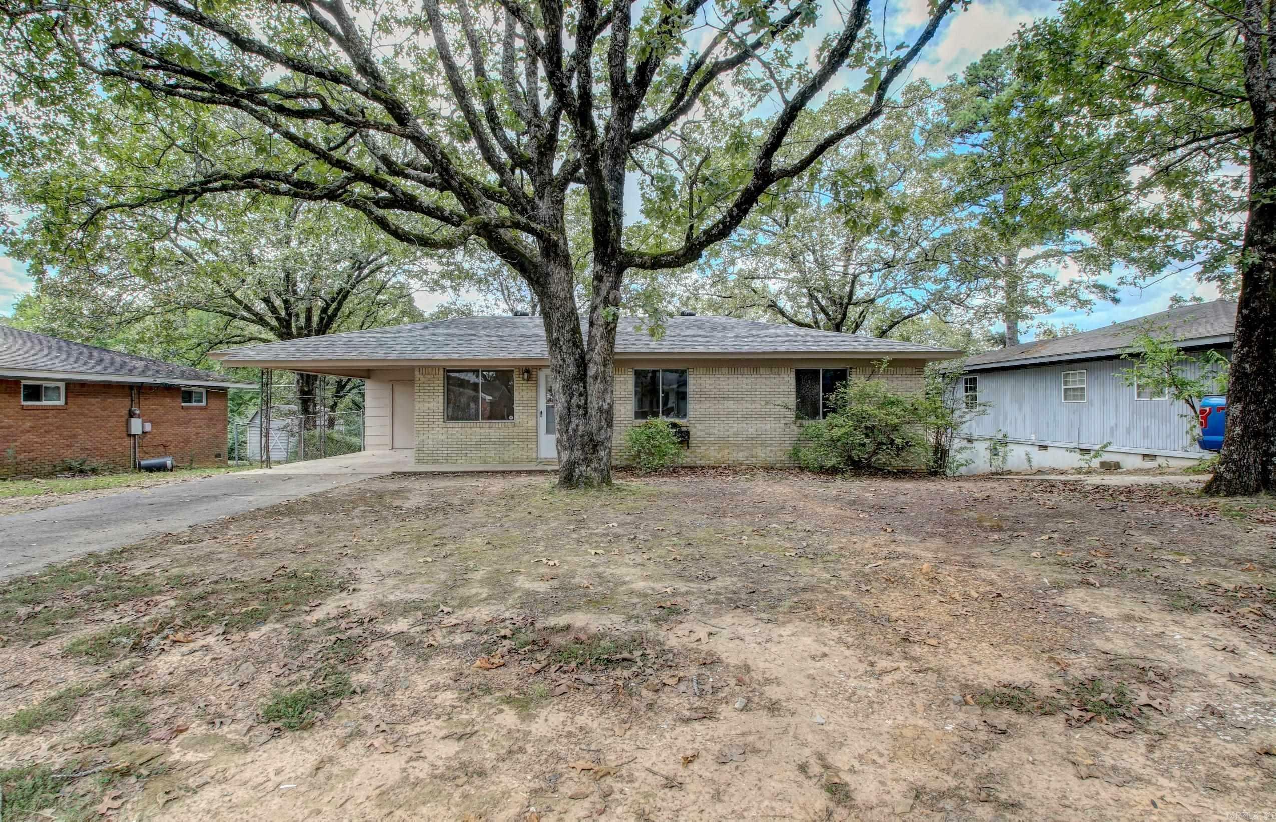 Property Photo:  5219 Nelbrook Drive  AR 72118 