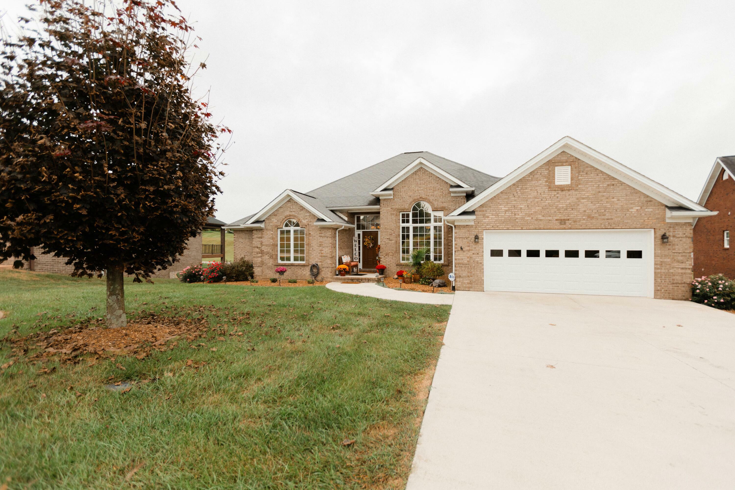 Property Photo: 61 Muirfield Drive KY 42503