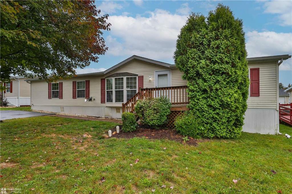 Property Photo:  4231 Independence Lane  PA 18088 