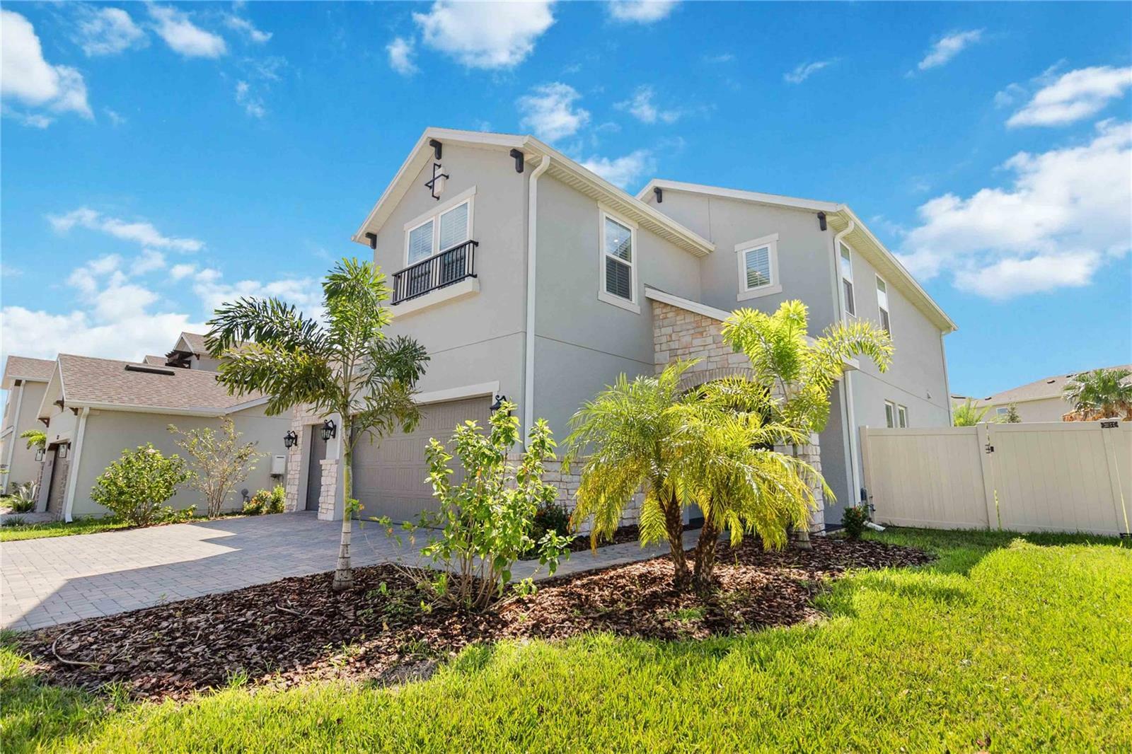 Property Photo:  1695 Hamlin Ridge Road  FL 34715 