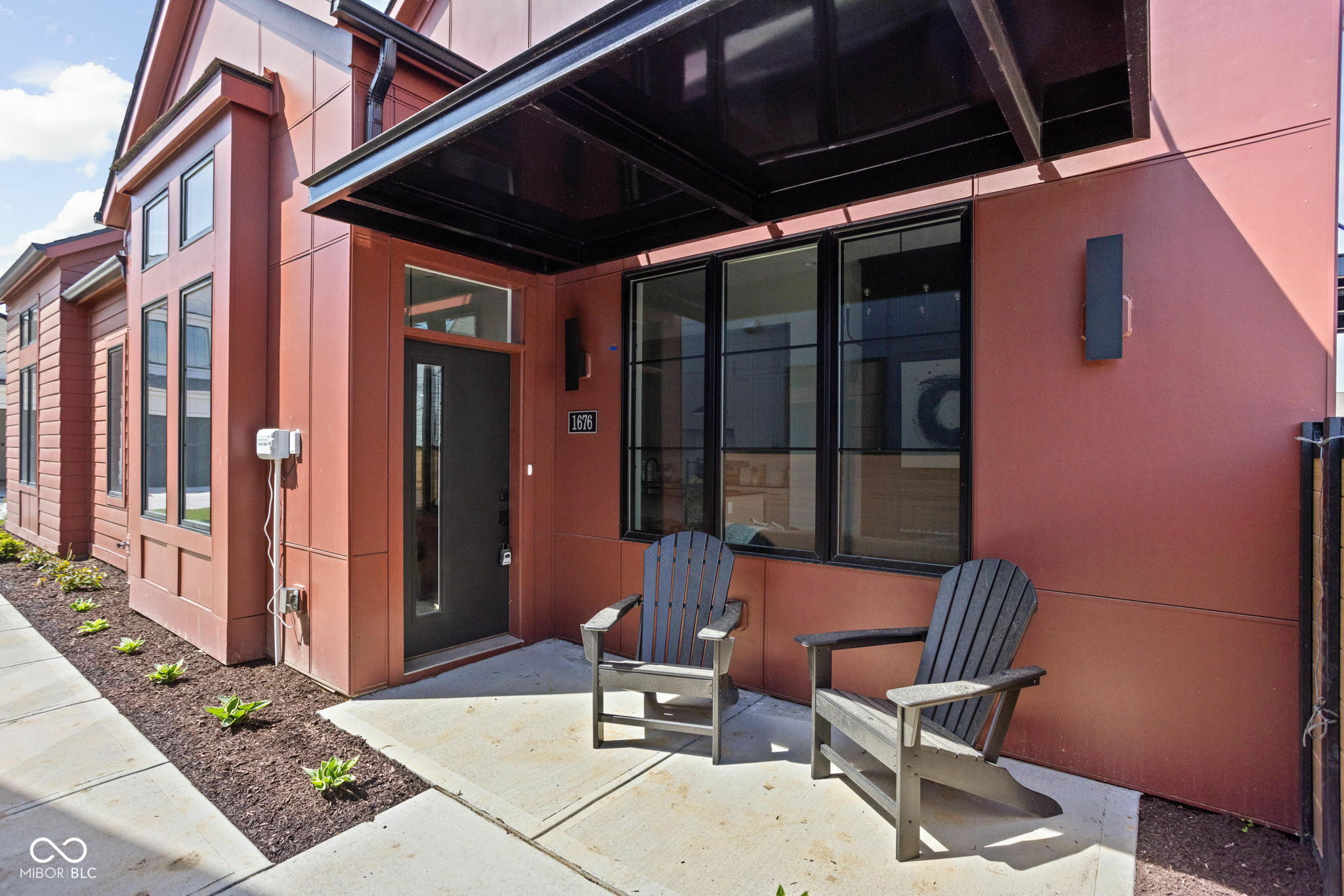 Property Photo:  1676 Solebar Way  IN 46074 