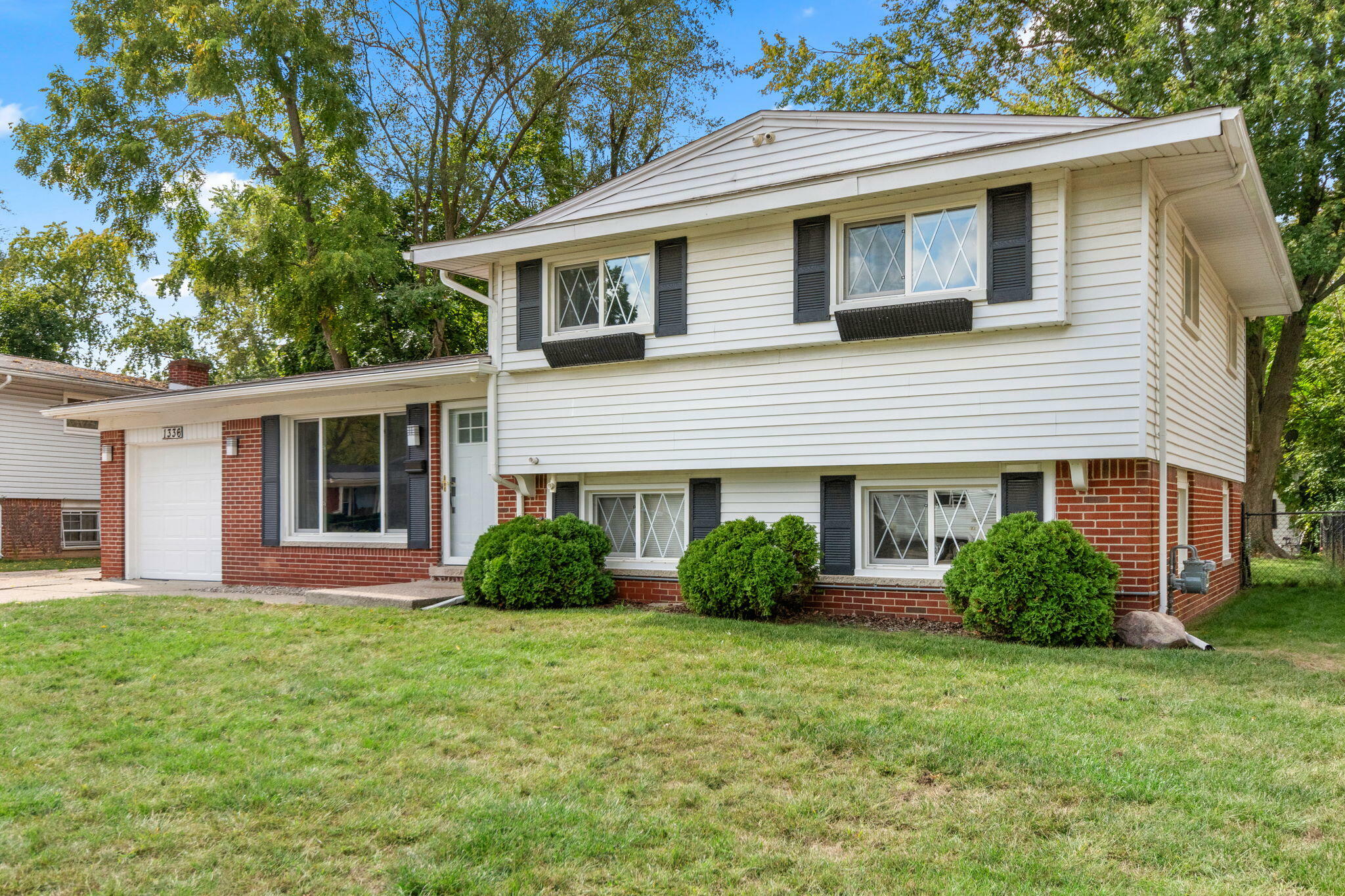 Property Photo:  1336 Gault Drive  MI 48198 