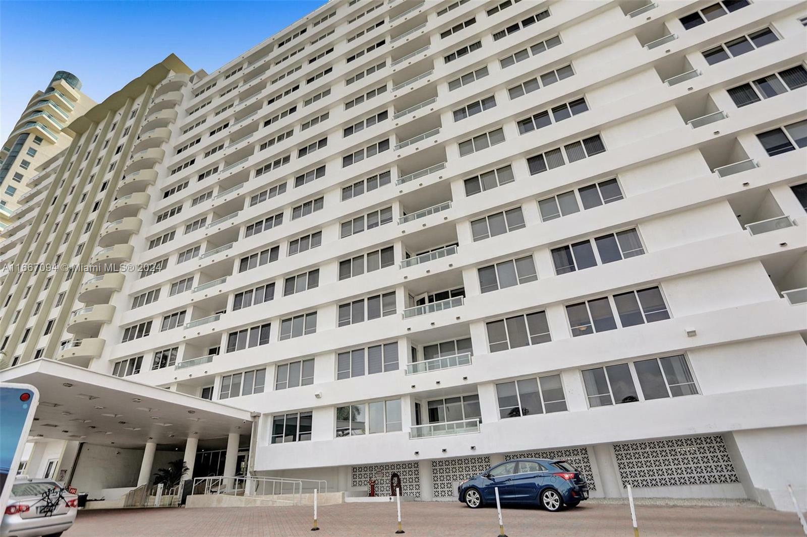 Property Photo:  5005 Collins Ave #S2-E  FL 33140 