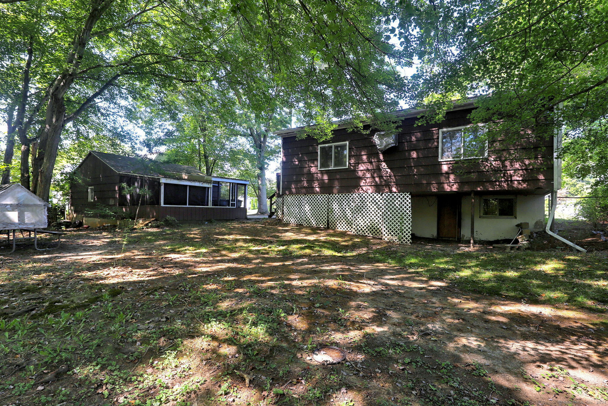 Property Photo:  98 Baxter Lane  CT 06460 