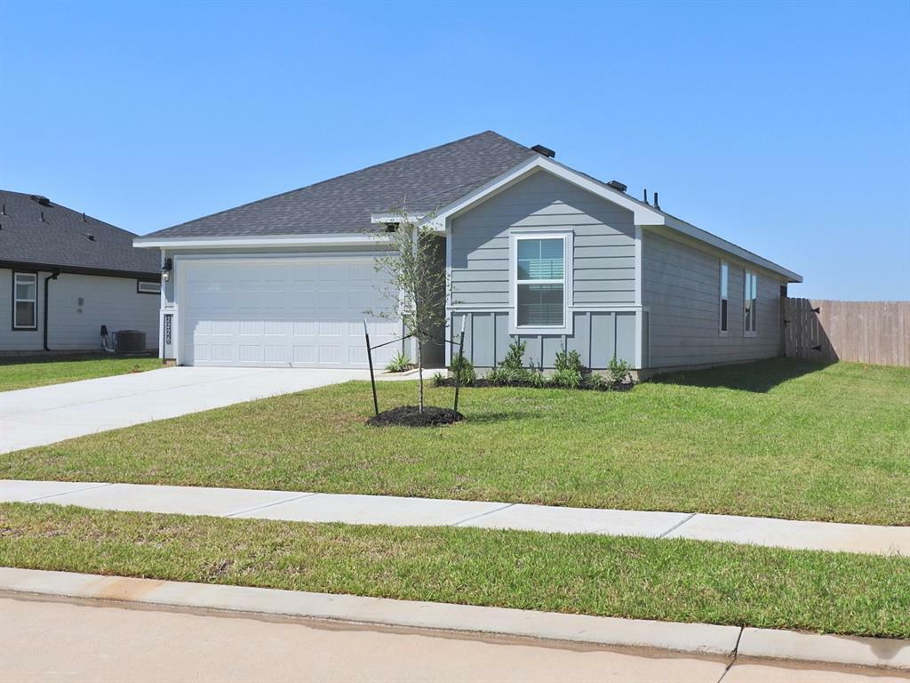 2226 Laurel Bloom Ln Lane  Sealy TX 77474 photo