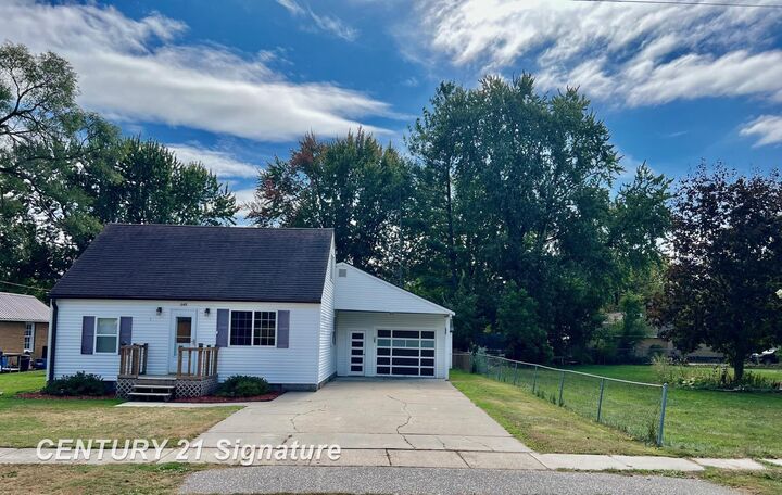 345 E Alice Street  Merrill MI 48637 photo