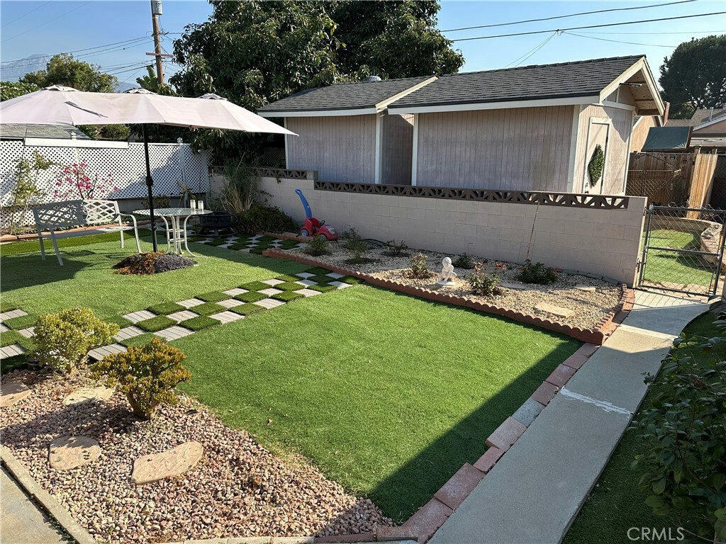 Property Photo:  1422 N Sultana Avenue  CA 91764 