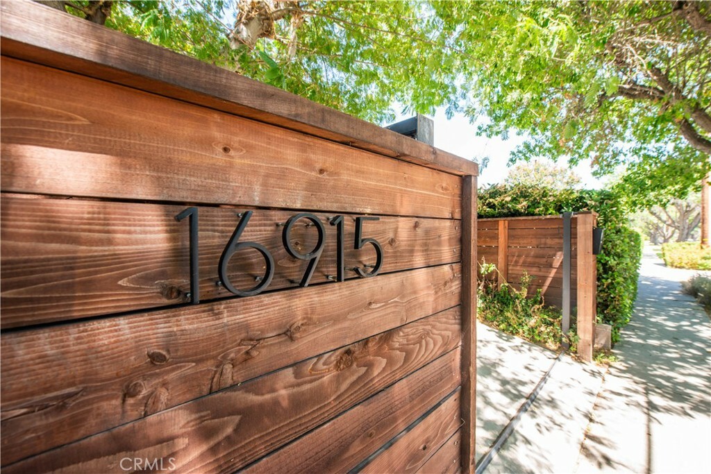 Property Photo:  16915 Armstead Street  CA 91344 