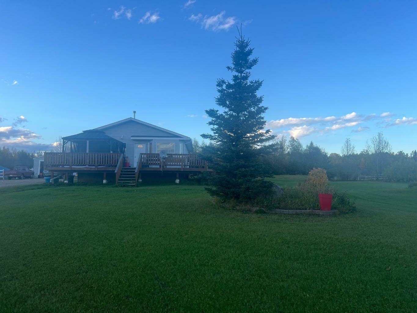 Photo de la propriété:  592062 Lot 22 Highway 32  AB T7S 1N6 