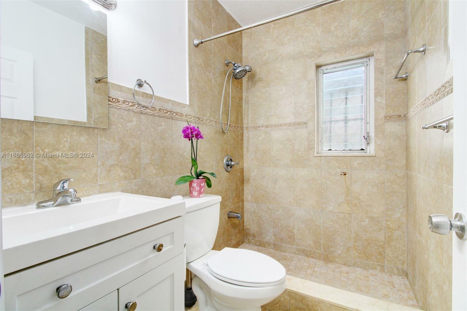 Property Photo:  3199 SW 26th St  FL 33133 