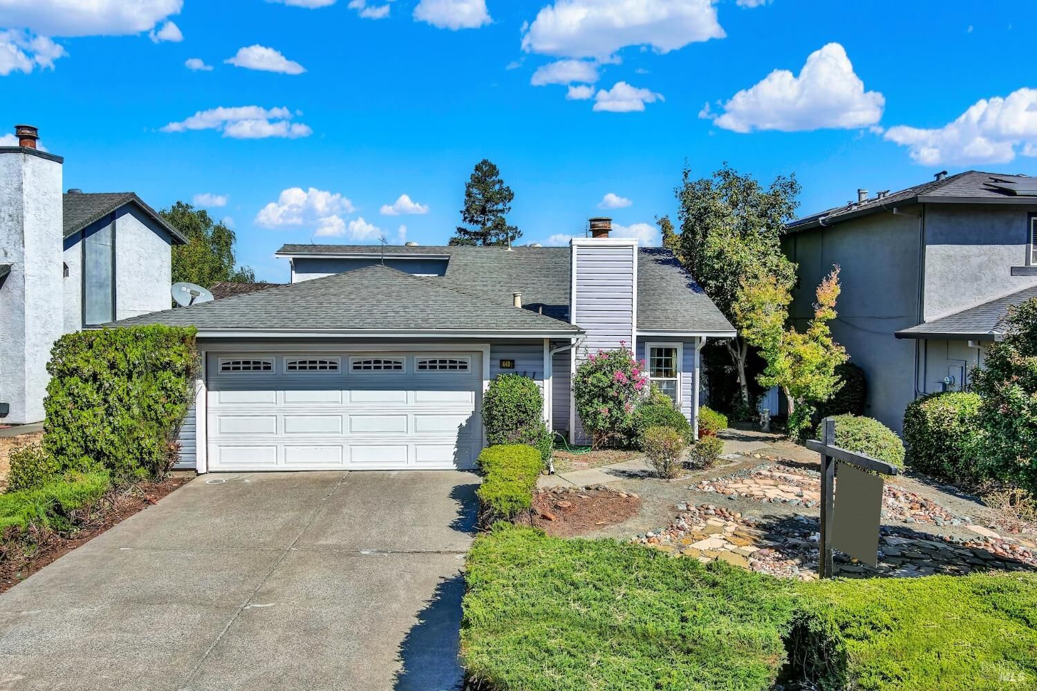 Property Photo:  448 Woodhaven Drive  CA 95687 