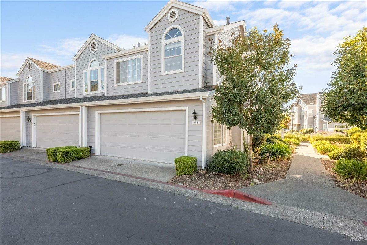 Property Photo:  452 Feldspar Lane  CA 95407 