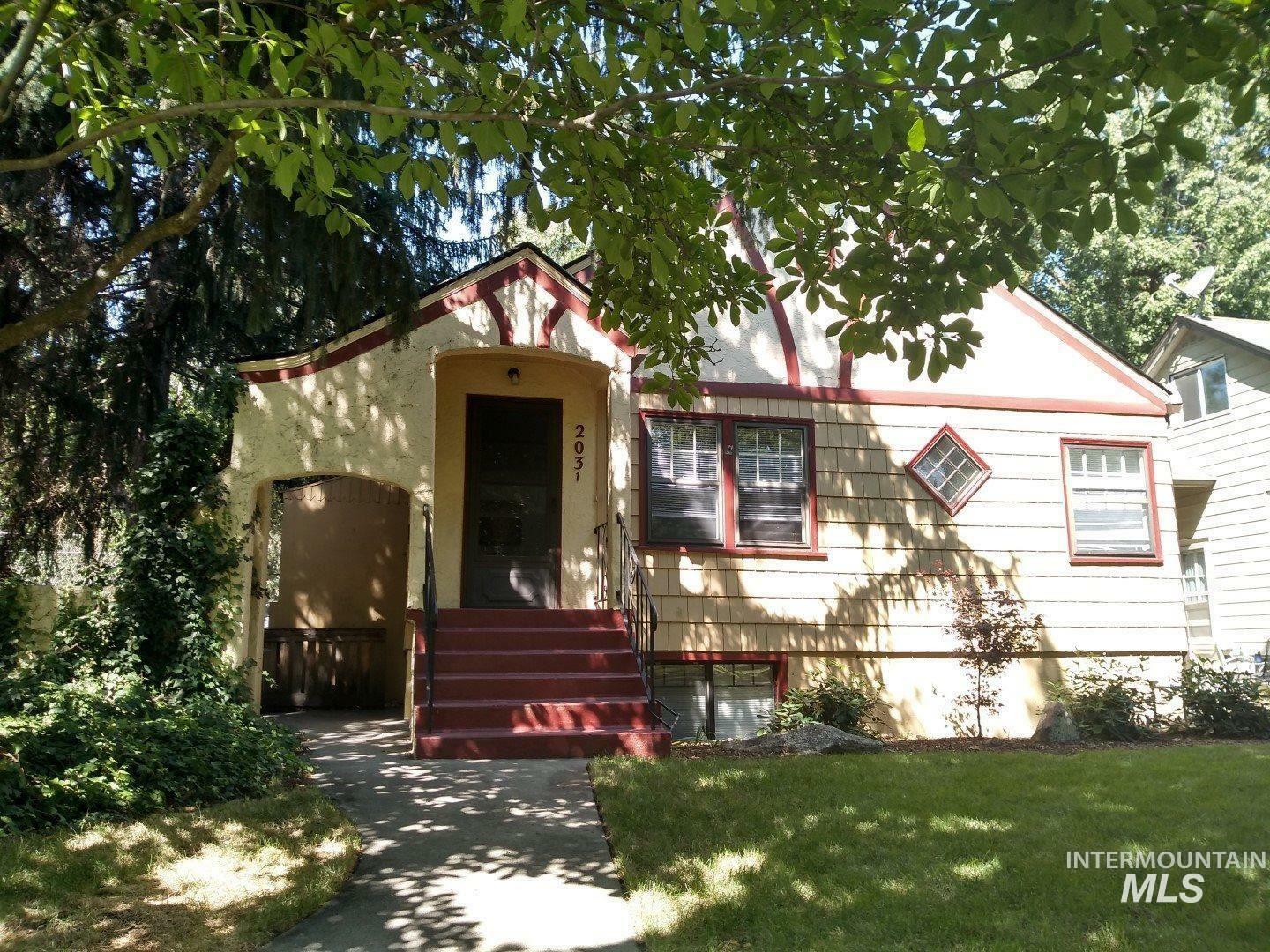 Property Photo:  2031 Harrison Blvd  ID 83702 