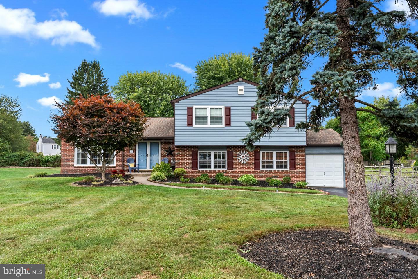 Property Photo:  39 David Road  PA 18966 