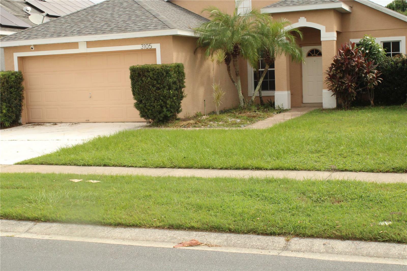 Property Photo:  3105 Turret Drive  FL 34743 