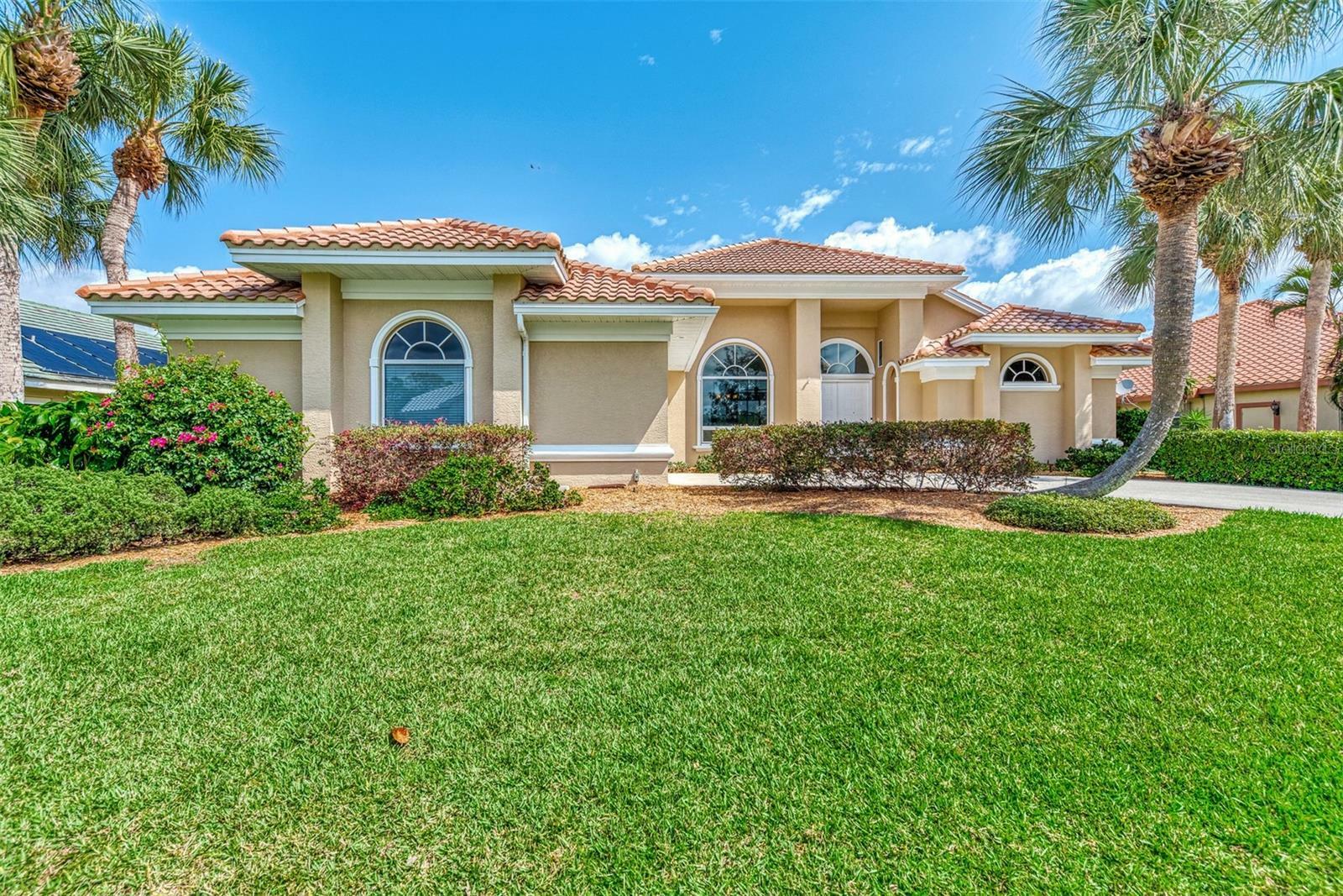 Property Photo:  13770 Palmetto Point Court  FL 33953 