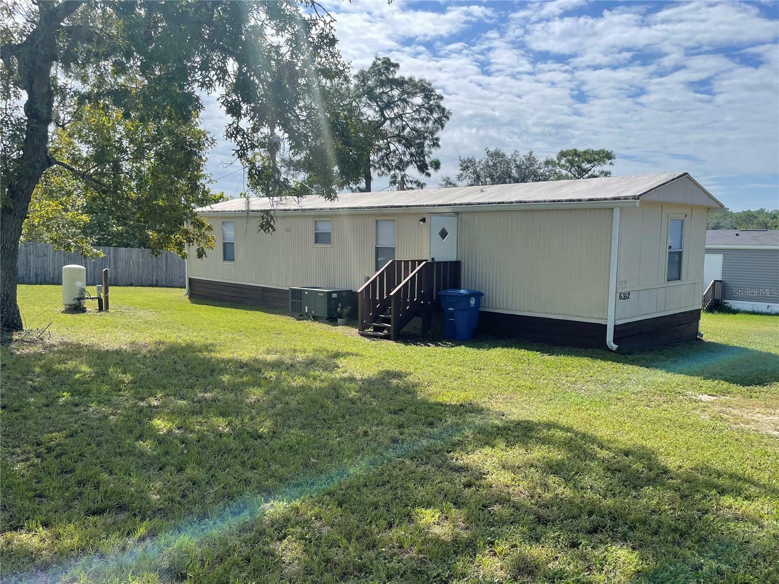 Property Photo:  6352 Hartness Drive  FL 34602 