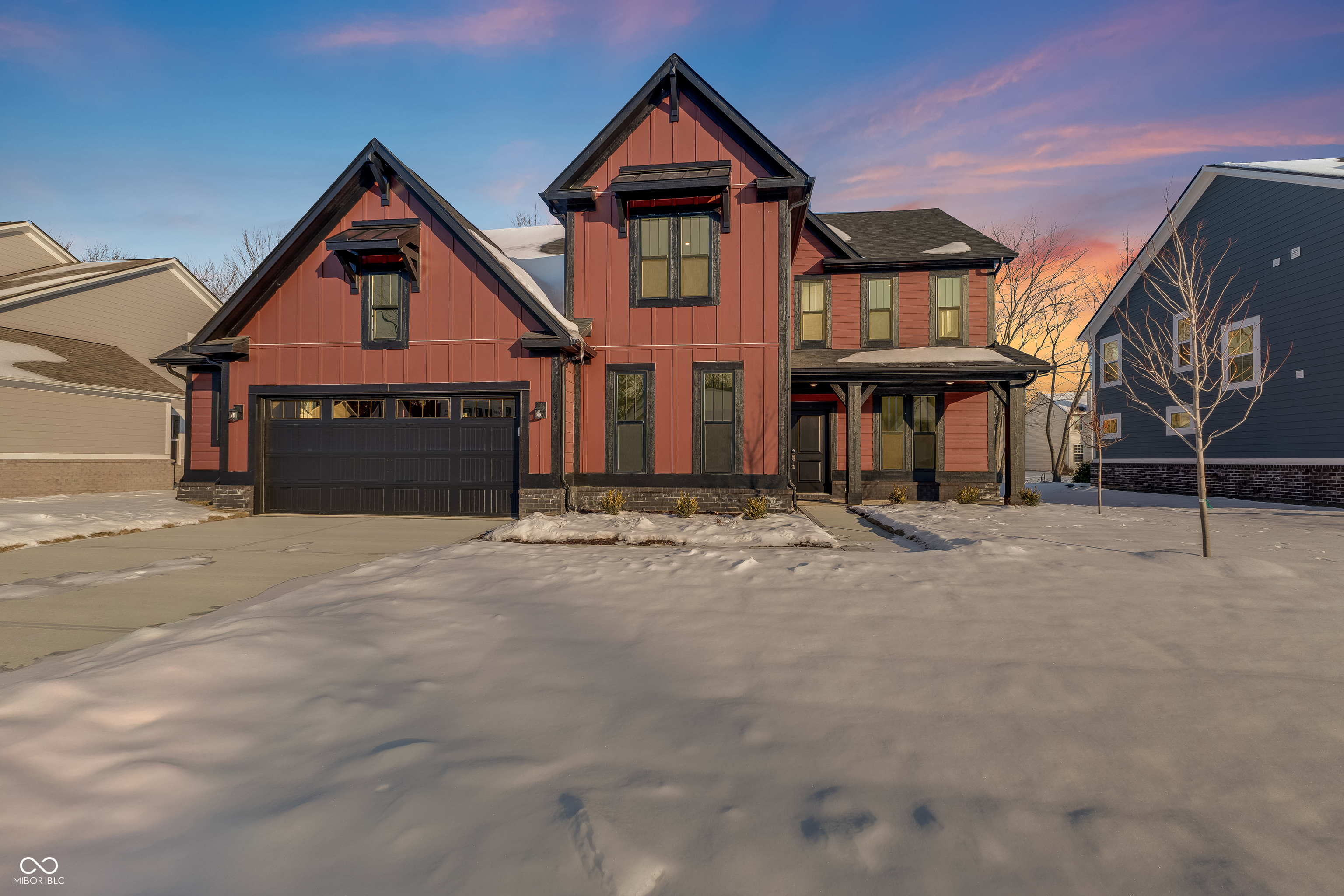 Property Photo: 6826 W Buck Stone Drive IN 46055