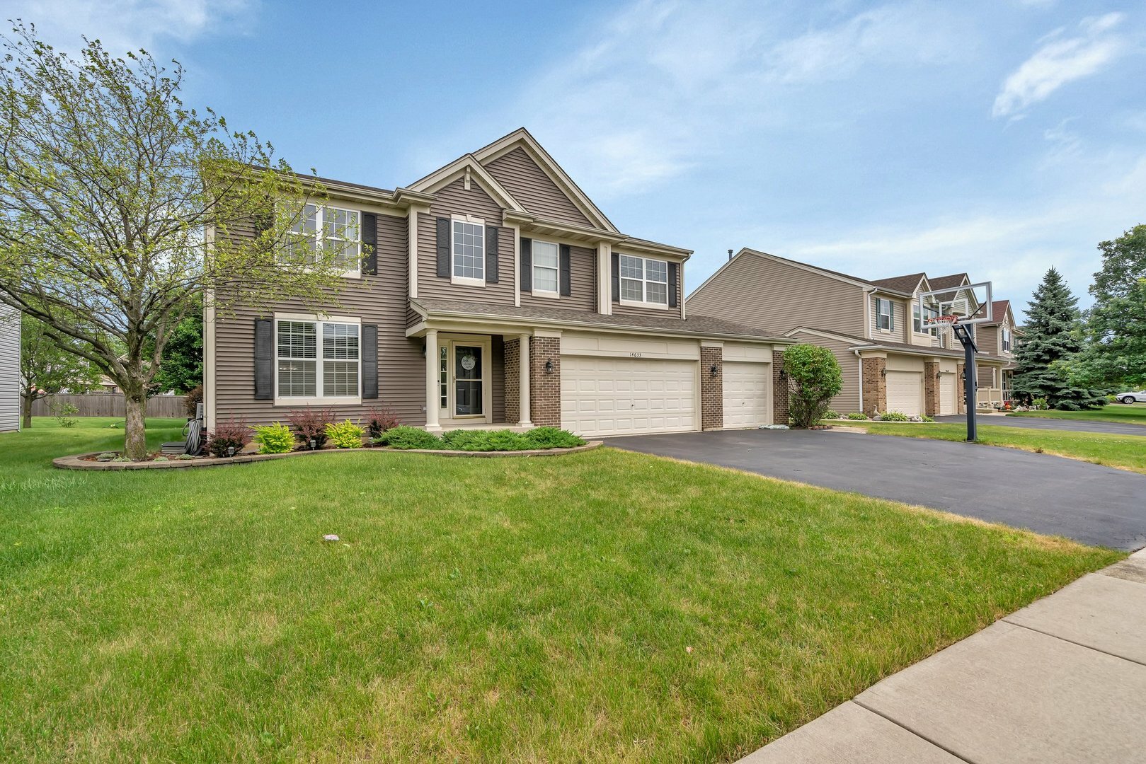 Property Photo:  14633 Meadow Lane  IL 60544 