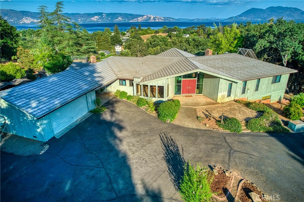 Property Photo:  807 Crystal Lake Way  CA 95453 