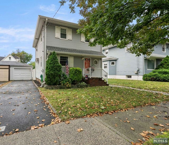 Property Photo:  5 Vreeland Avenue  NJ 07070 