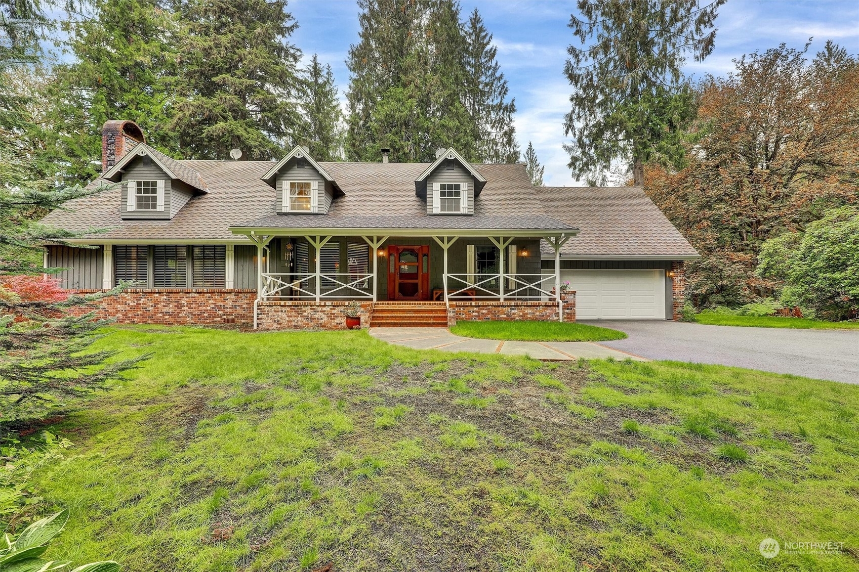 Property Photo:  3660 Langlois Lane NE  WA 98014 